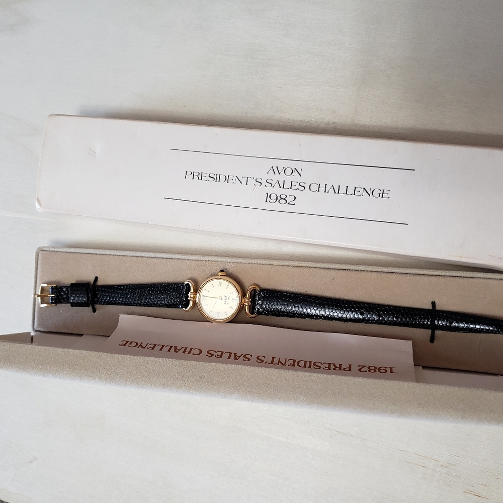 Vintage Avon watch New with box - Picture 6 of 8